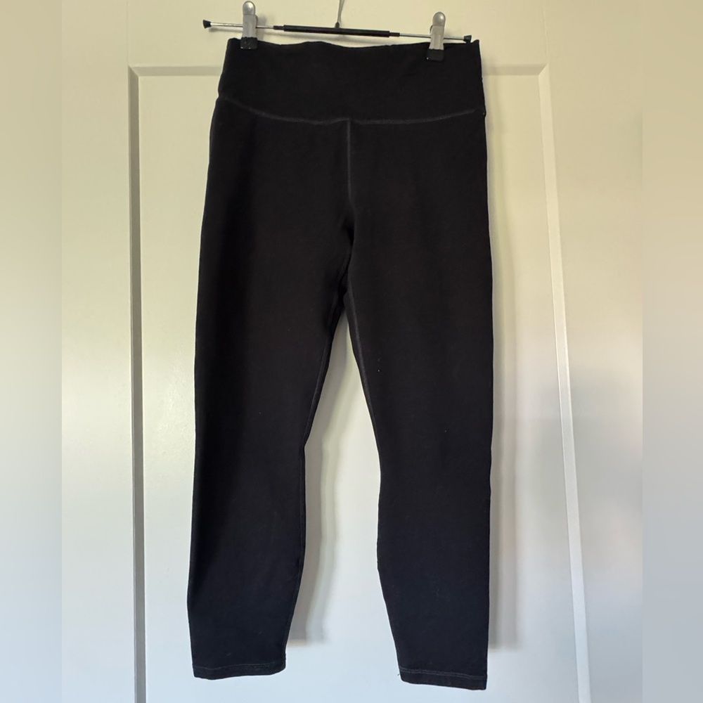Fabletics Powerhold Black Leggings Size M